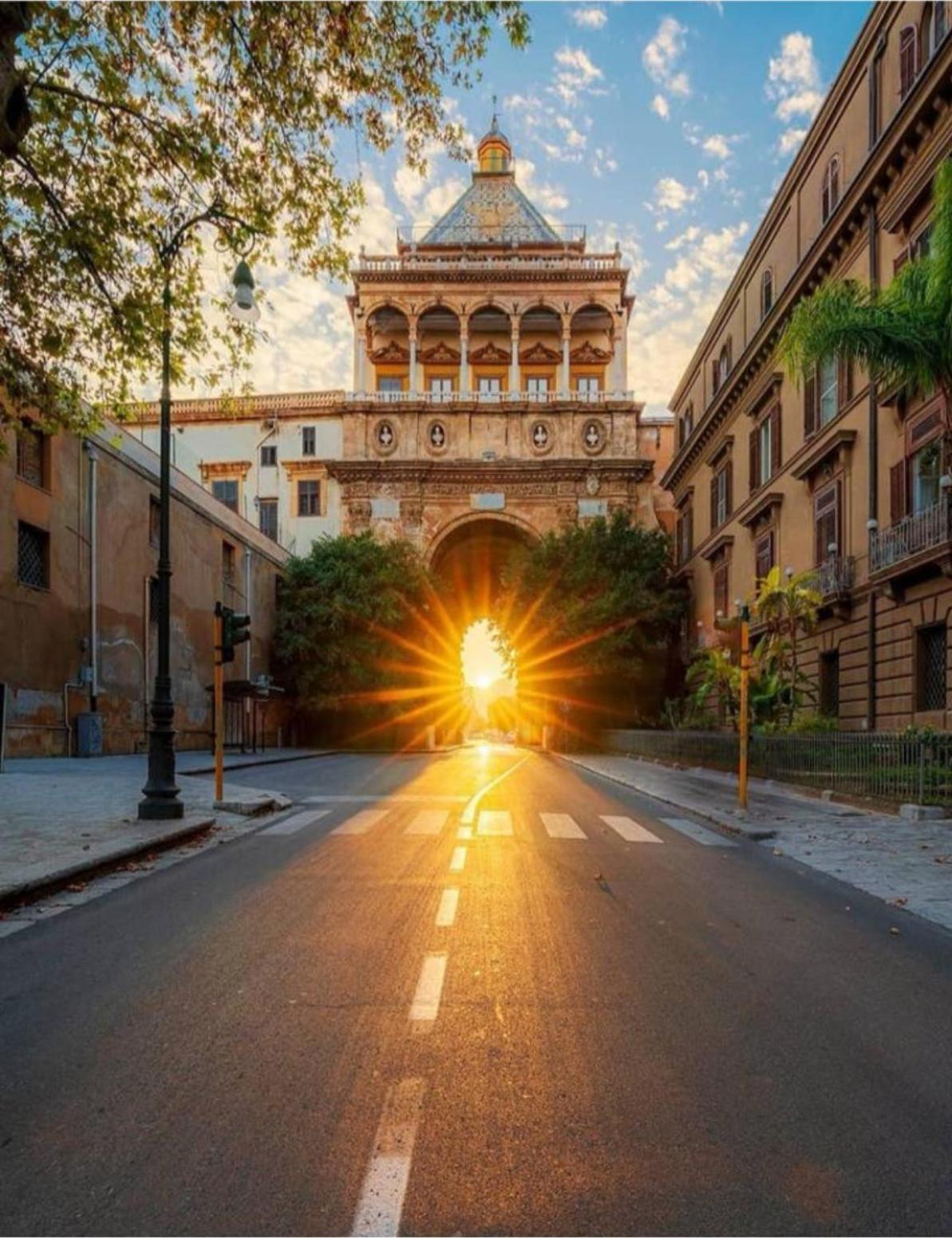 Apartamento Hola Cathedral House Palermo Exterior foto